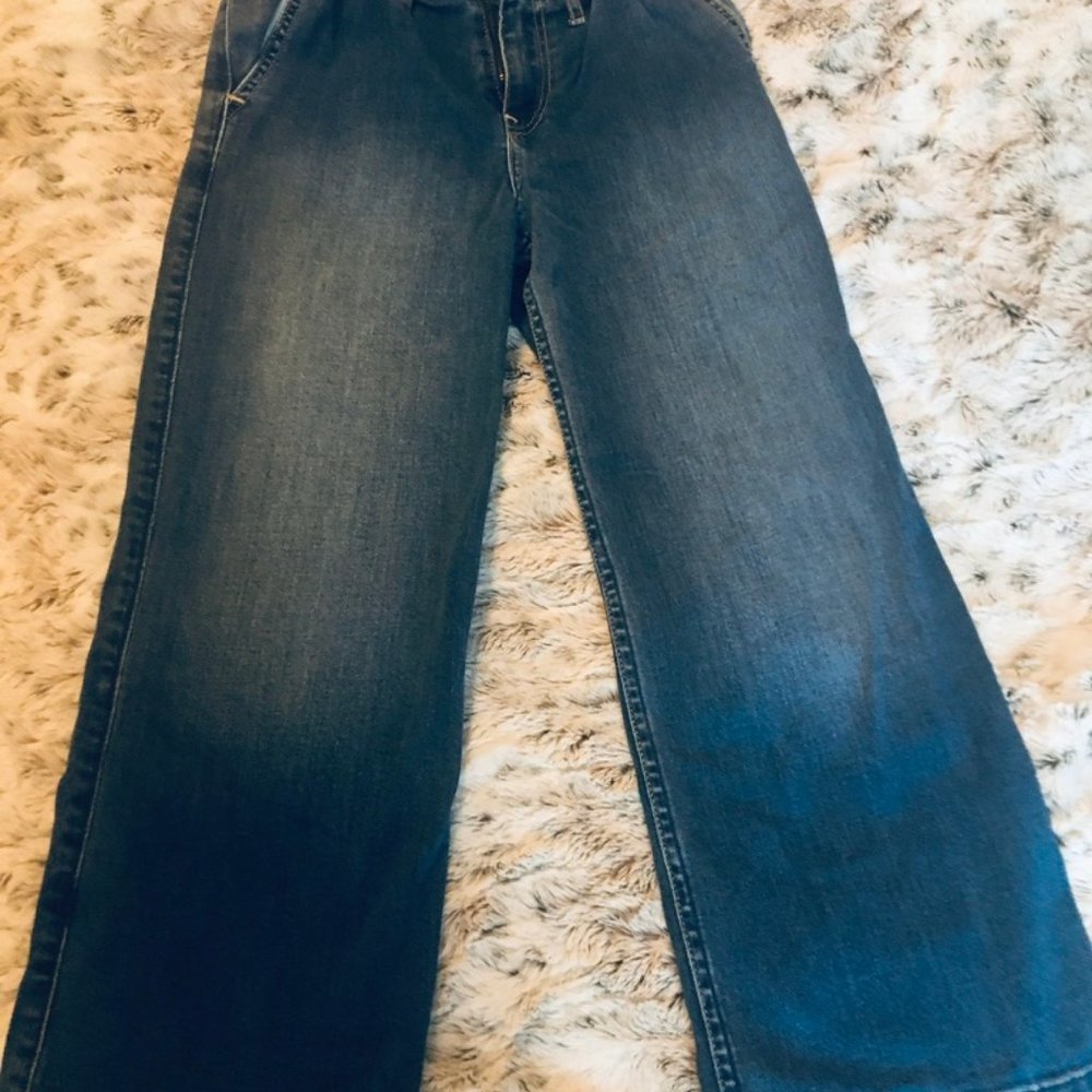 MOM JEANS